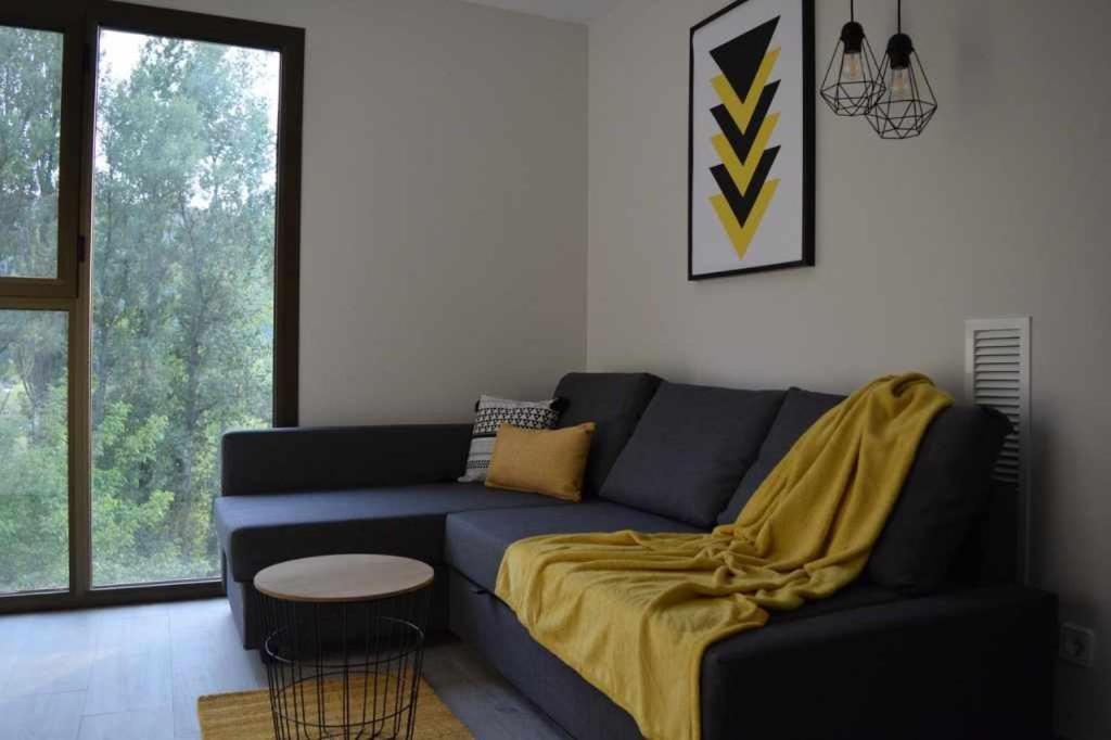 Apartamentos Ordesa Ainsa Phòng bức ảnh